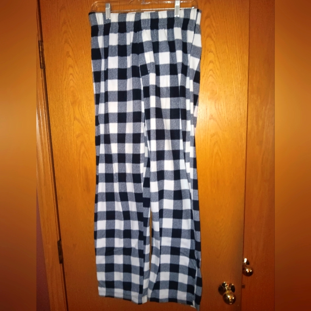 Women's size medium,  Wondershop pajama pants